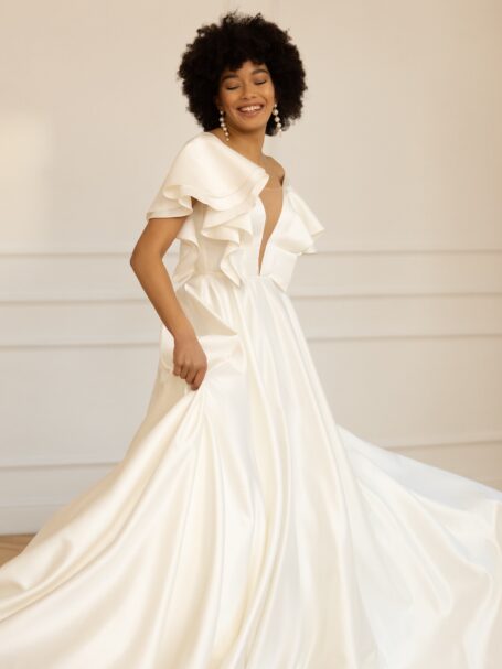 Hermia dress 2 by Eva Lendel from Less is More 2023