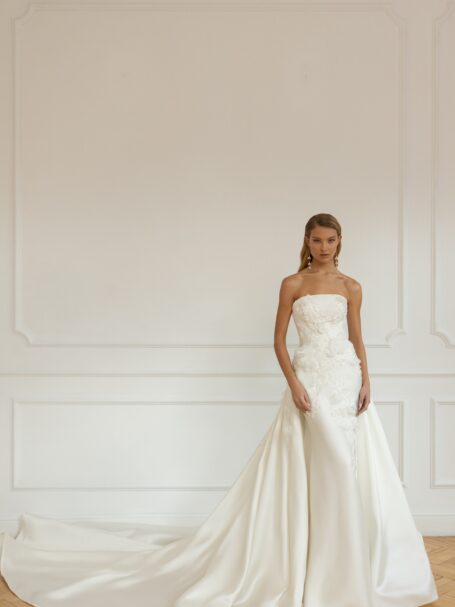 Minelli dress by Eva Lendel from Less is More 2023