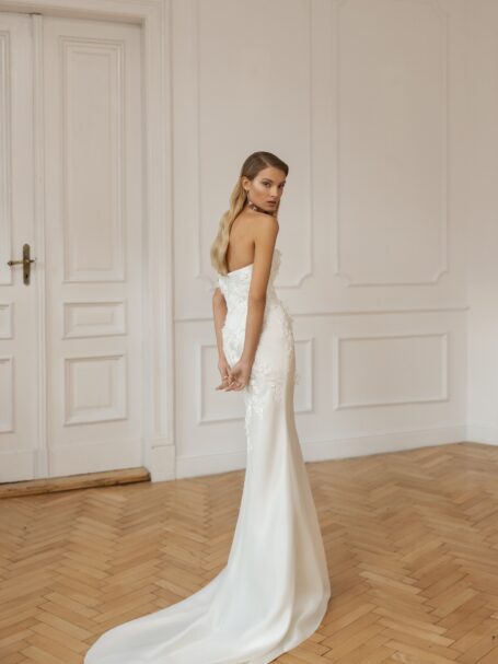 Minelli dress 7 by Eva Lendel from Less is More 2023