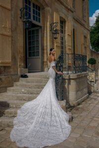 Appolonia 3 wedding dress by woná concept from atelier collection