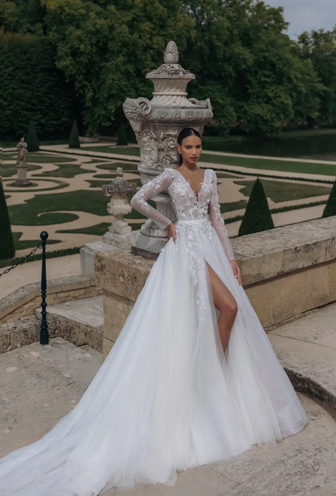 Delice 3 wedding dress by WONÁ Concept from Atelier collection