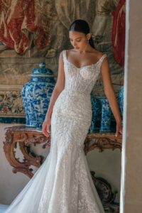 Frida 5 wedding dress by woná concept from atelier collection