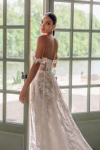Ohara 2 wedding dress by woná concept from atelier collection