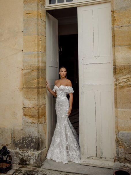 Steff 5 wedding dress by WONÁ Concept from Atelier collection