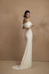 Cornelia 3 wedding dress by woná concept from personality collection