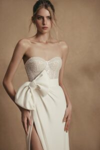 Scarlet 1 wedding dress by woná concept from personality collection