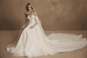 Vita 2 wedding dress by woná concept from personality collection