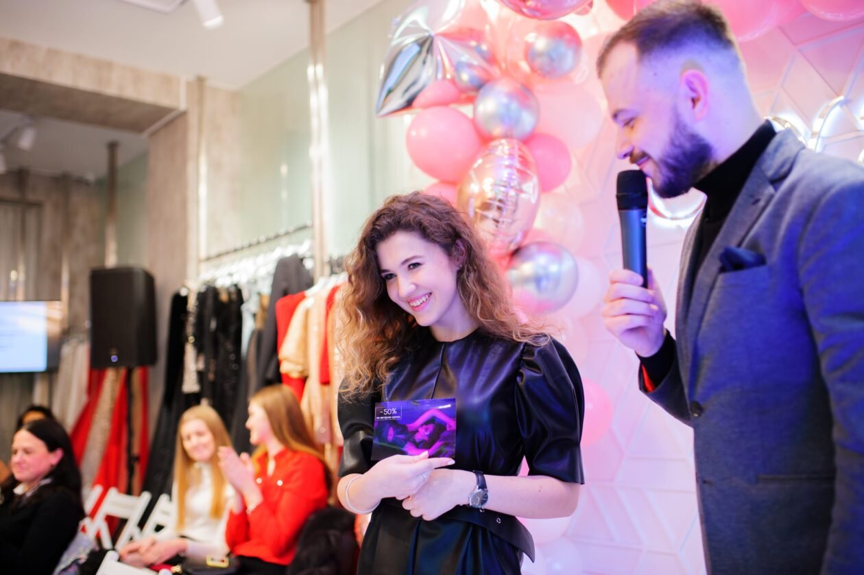 Вечірні сукні Crystal Prom PARTY 2020