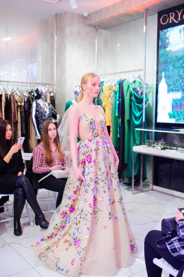 Вечірні сукні Crystal Prom PARTY 2020