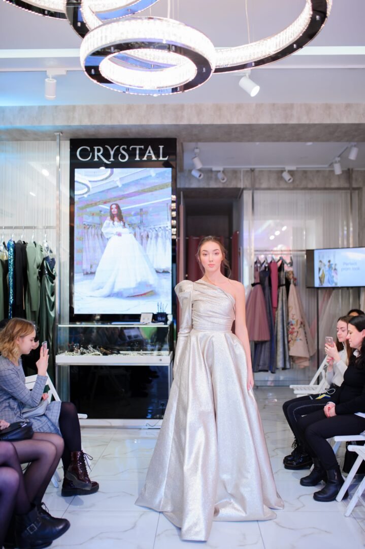 Вечірні сукні Crystal Prom PARTY 2020