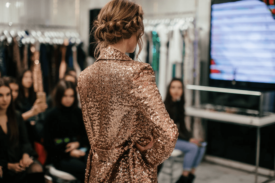 Crystal Prom Party у салоні весільних та вечірніх суконь Crystal Salon