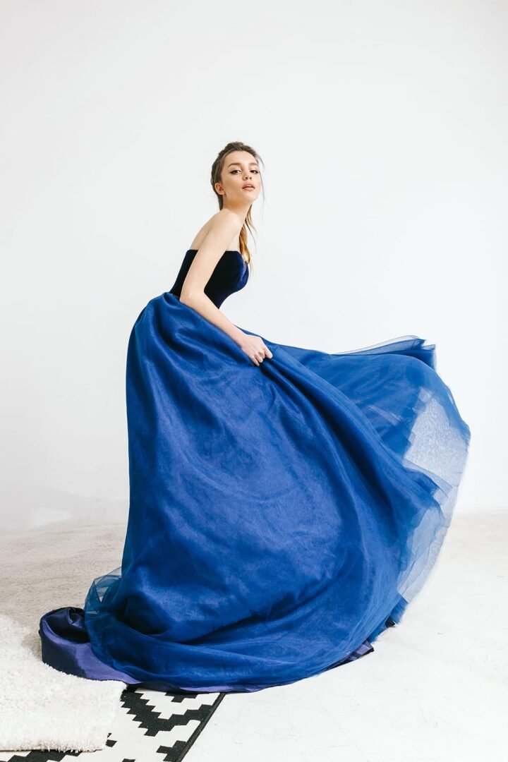 Фотосесія Саші Чистової для салону весільних та вечірніх суконь Crystal Salon