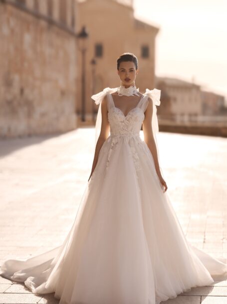 Enola 1 dress by WONA Concept from Alma de Oro collection