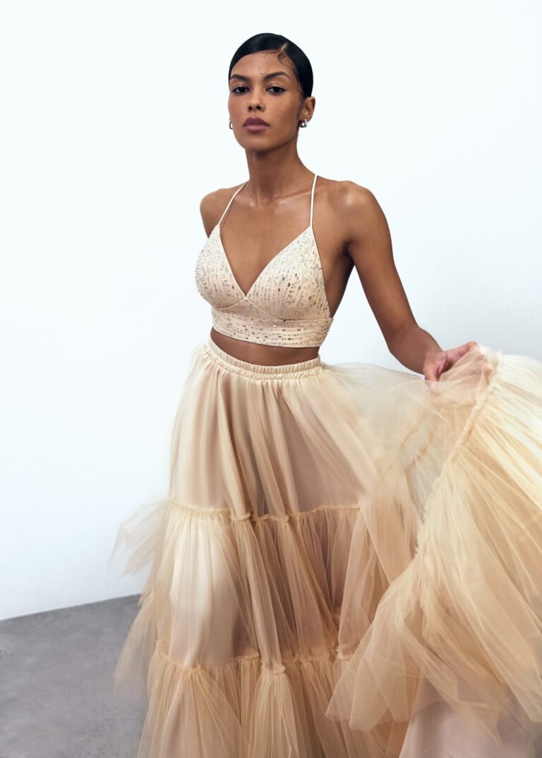 4523