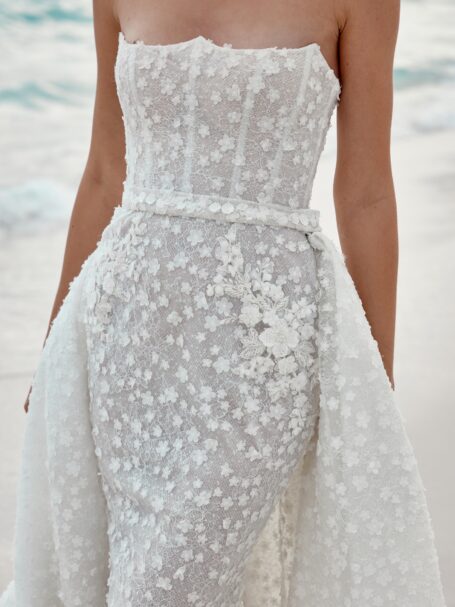 Alaia 4 wedding dress by WONÁ Concept from Atelier Signature collection