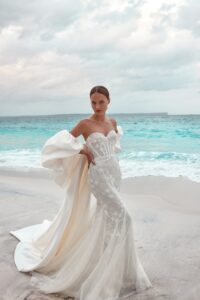 Bernadette 7 wedding dress by woná concept from atelier signature collection