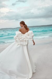 Bernadette 9 wedding dress by woná concept from atelier signature collection