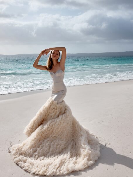 Kaas 4 wedding dress by WONÁ Concept from Atelier Signature collection