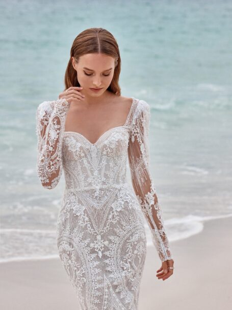 Magnus 2 wedding dress by WONÁ Concept from Atelier Signature collection