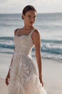 Thelma 7 wedding dress by woná concept from atelier signature collection