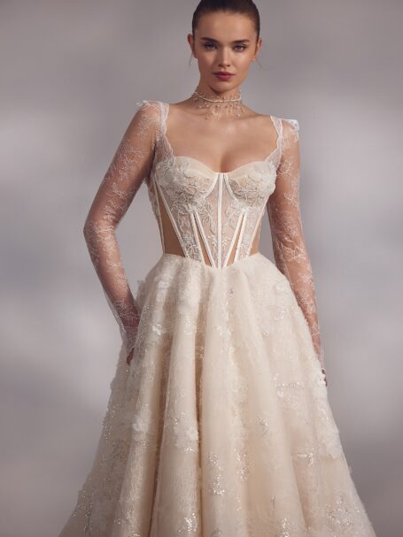 Arlene 2 wedding dress by Eva Lendel Less is More 4