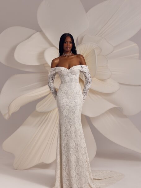 Eden 1 wedding dress by Eva Lendel Less is More 4