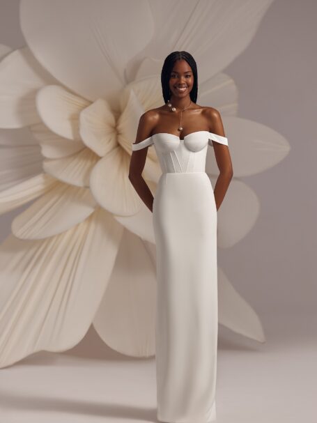 Endi 1 wedding dress by Eva Lendel Less is More 4