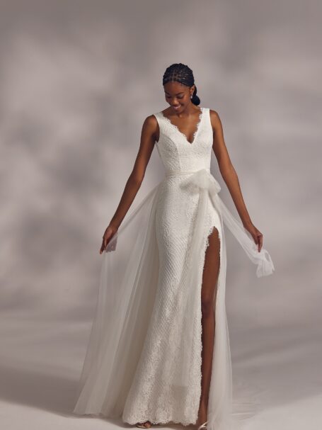 Hatton 1 wedding dress by Eva Lendel Less is More 4