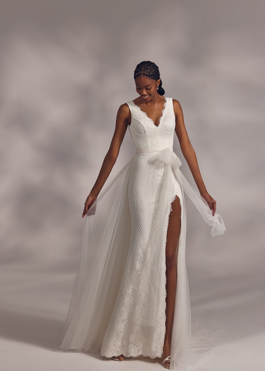 Hatton 1 wedding dress by eva lendel less is more 4