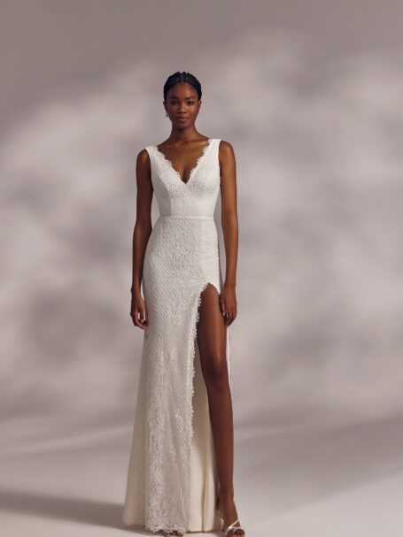Hatton 2 wedding dress by Eva Lendel Less is More 4
