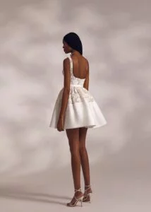 Kristi mini 3 wedding dress by Eva Lendel Less is More 4