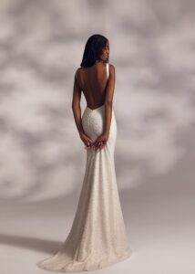 Merci 5 wedding dress by eva lendel less is more 4