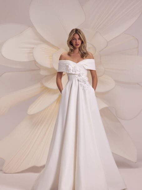 Mirage 1 wedding dress by Eva Lendel Less is More 4