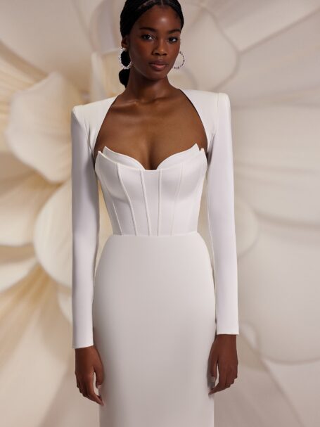 Naya 2 wedding dress by Eva Lendel Less is More 4