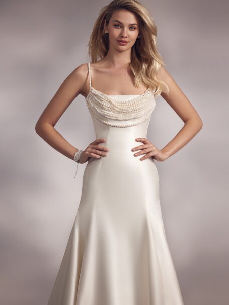 Ora 2 wedding dress by Eva Lendel Less is More 4