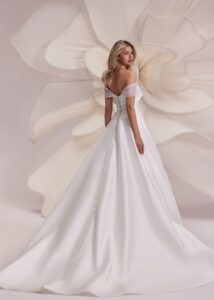 Teya 3 wedding dress by eva lendel less is more 4