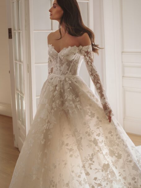 Katniss 2 wedding dress by WONÁ Concept