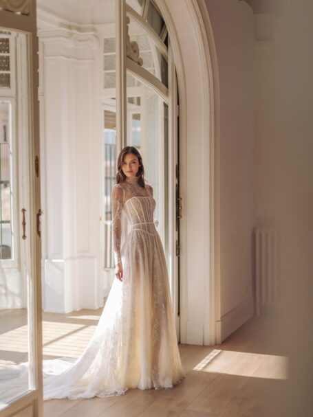 Legend 1 wedding dress by WONÁ Concept