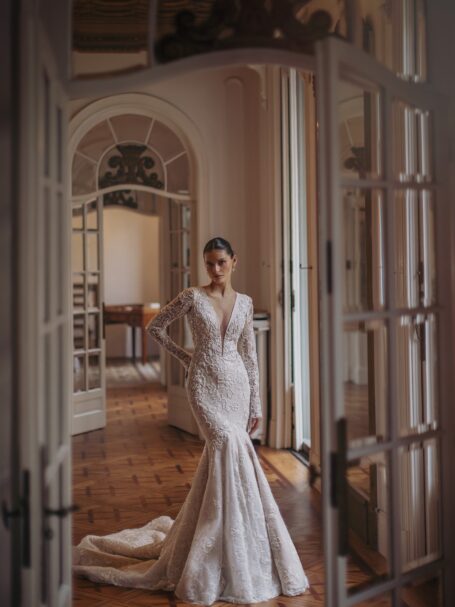 Mendosa 1 wedding dress by WONÁ Concept