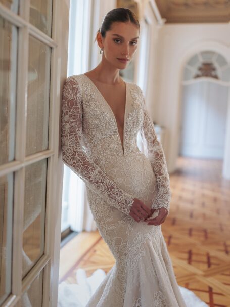 Mendosa 2 wedding dress by WONÁ Concept