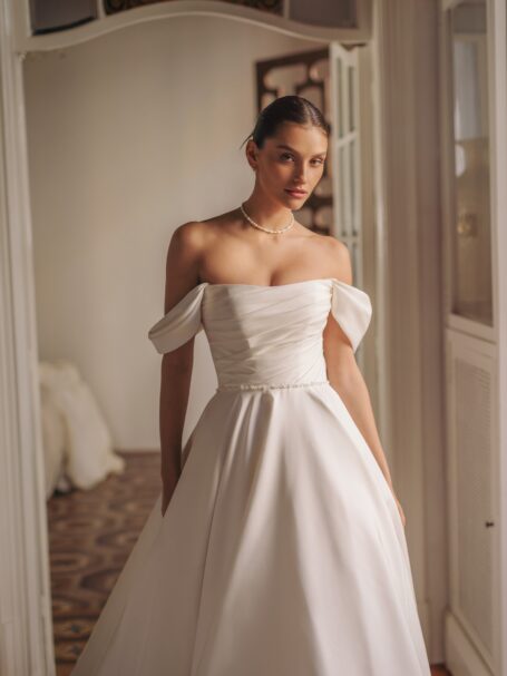 Palmer 2 wedding dress by WONÁ Concept