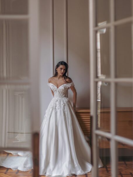 Ramona 1 wedding dress by WONÁ Concept