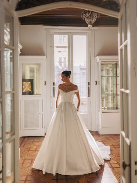 Wisla 1 wedding dress by WONÁ Concept