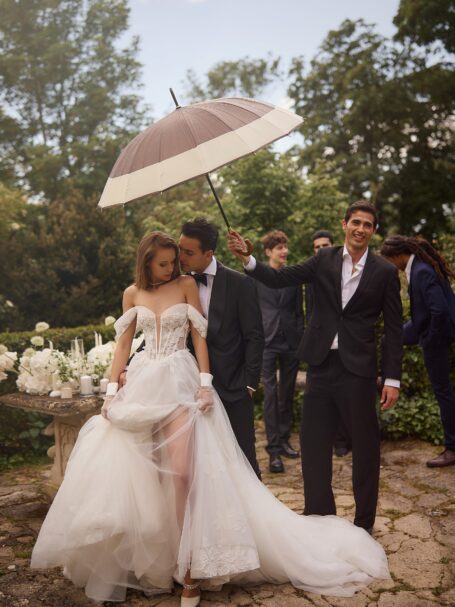 Amor 1 wedding dress by Eva Lendel from Love Story collection