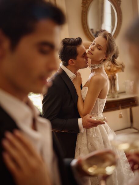 Laguna 4 wedding dress by Eva Lendel from Love Story collection