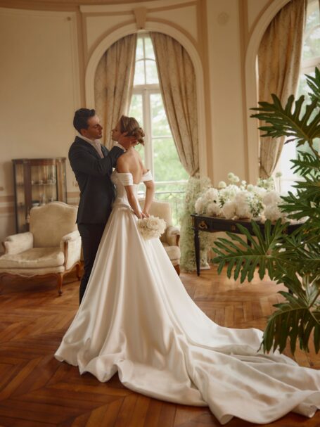 Serenade 2 wedding dress by Eva Lendel from Love Story collection