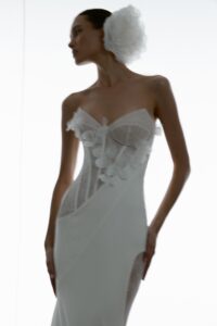 Meteore 4 wedding dress by wona concept from special edition collection