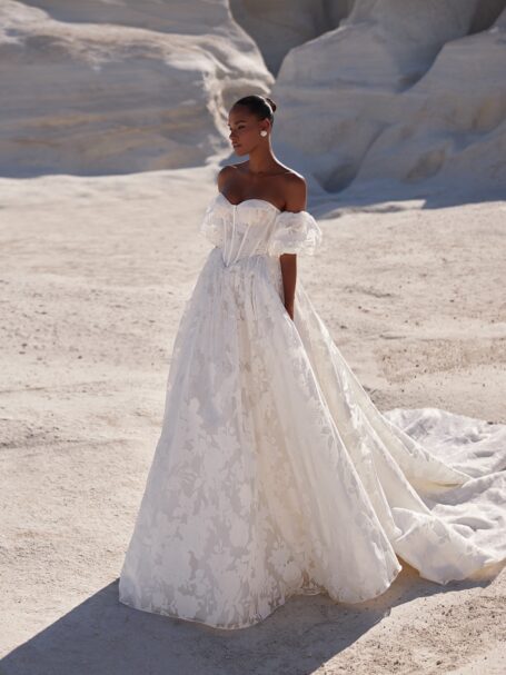Begonia 1 весільна сукня Eva Lendel з колекції Venus