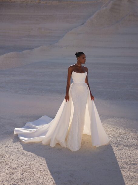 Coral 1 весільна сукня Eva Lendel з колекції Venus