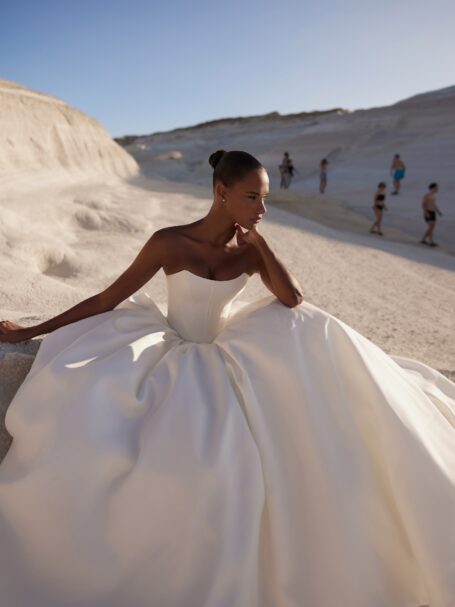 Este 1 весільна сукня Eva Lendel з колекції Venus